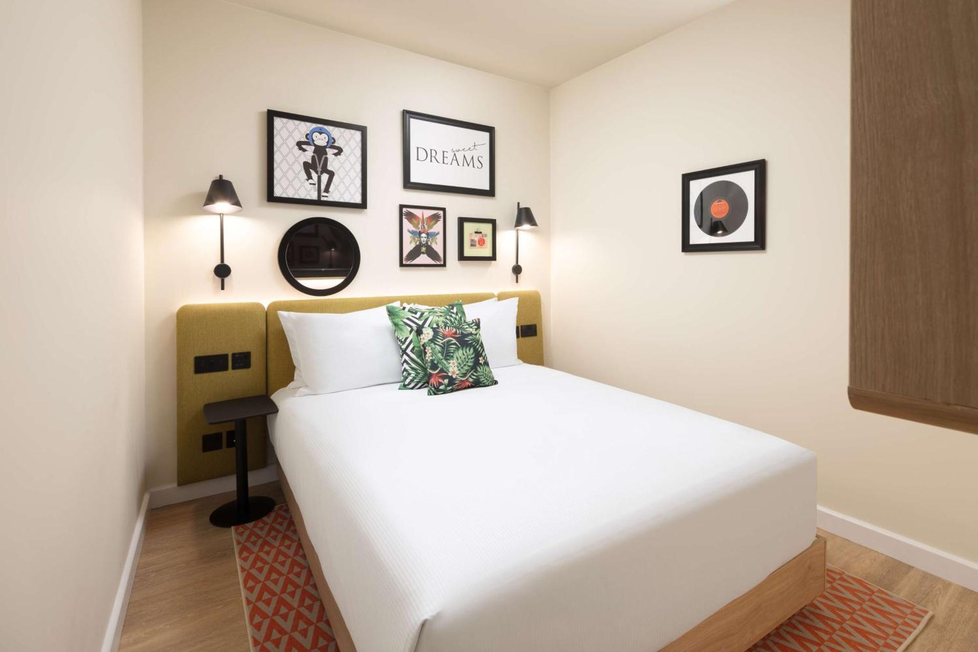 Hampton By Hilton London Old Street Hotel Exterior photo